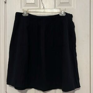 Unlined, lightweight crinkle fabric skirt
